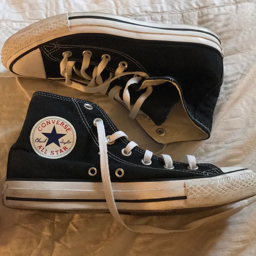 Black high top converse